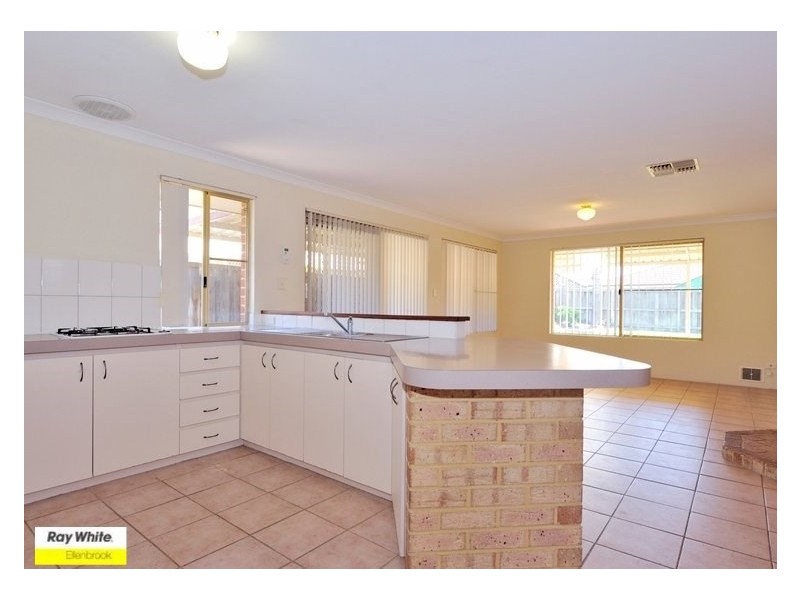 43 Wildflower Circle, Ellenbrook WA 6069