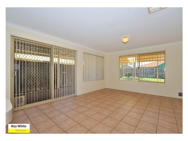 43 Wildflower Circle, Ellenbrook WA 6069