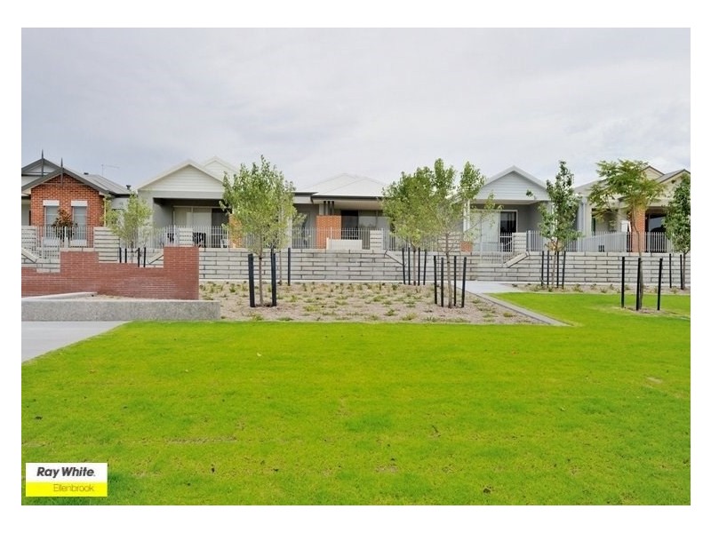 6 Skipsy Lane, Ellenbrook WA 6069