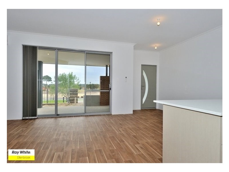 6 Skipsy Lane, Ellenbrook WA 6069