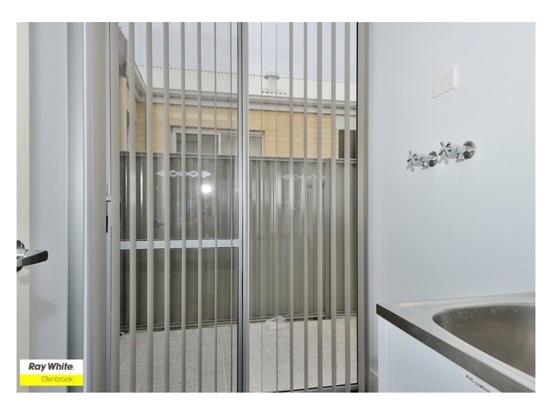 6 Skipsy Lane, Ellenbrook WA 6069