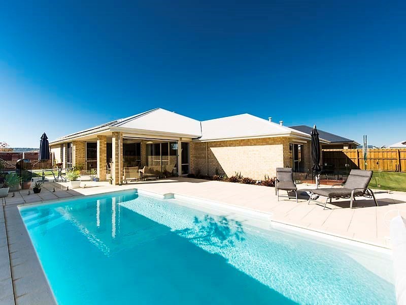 27 Delapre Drive, The Vines WA 6069