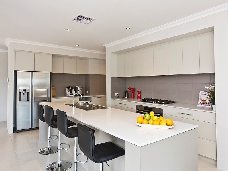 27 Delapre Drive, The Vines WA 6069