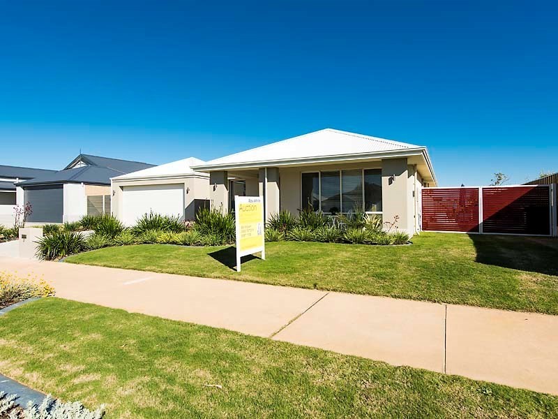 27 Delapre Drive, The Vines WA 6069