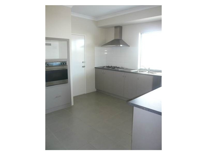 19 Hartley Pass, Ellenbrook WA 6069