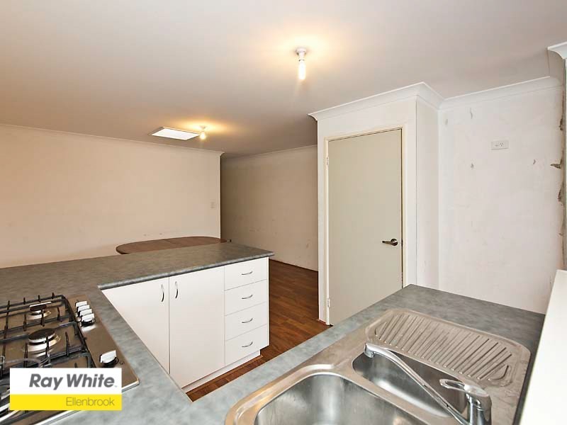 81 Grassdale Parkway, Ellenbrook WA 6069