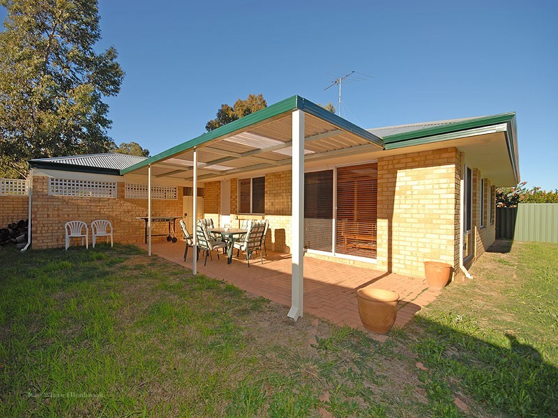 11 Eden Drive, Bullsbrook WA 6084