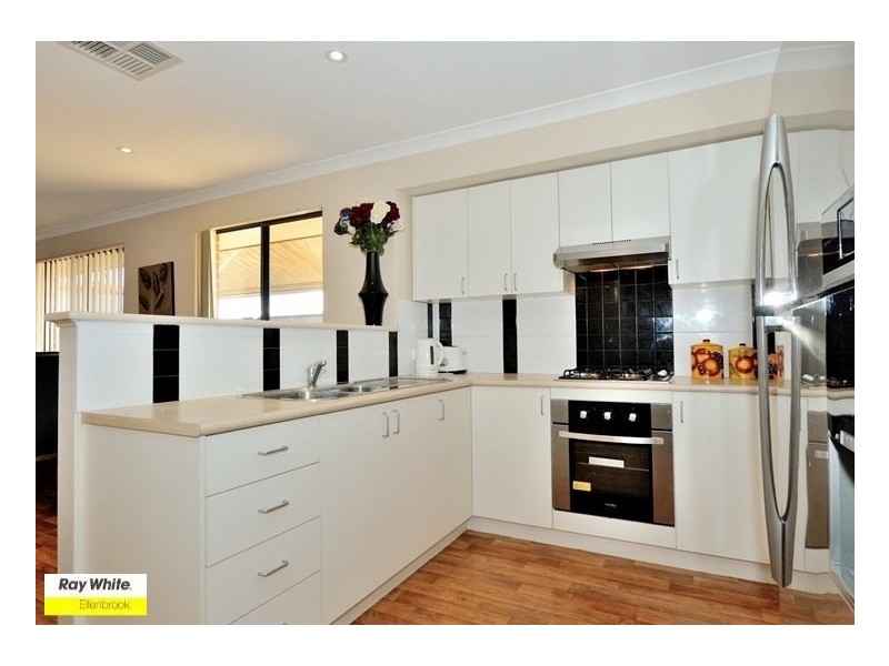 27 Powlett Link, Ellenbrook WA 6069