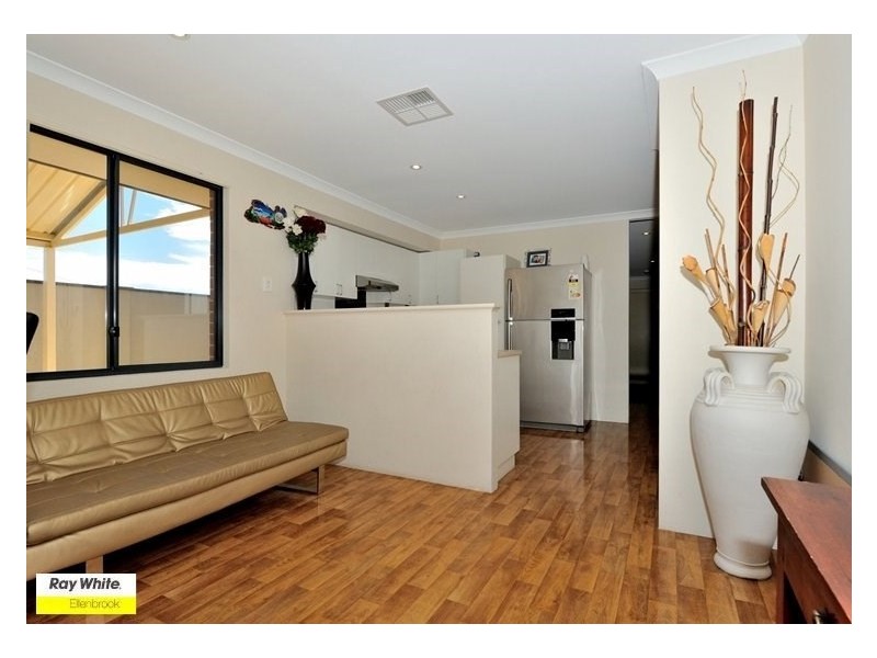27 Powlett Link, Ellenbrook WA 6069