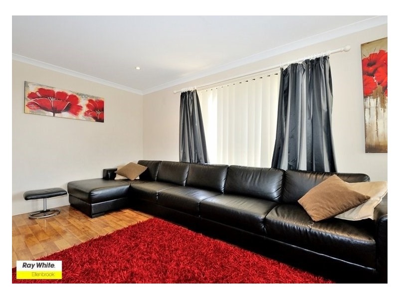 27 Powlett Link, Ellenbrook WA 6069