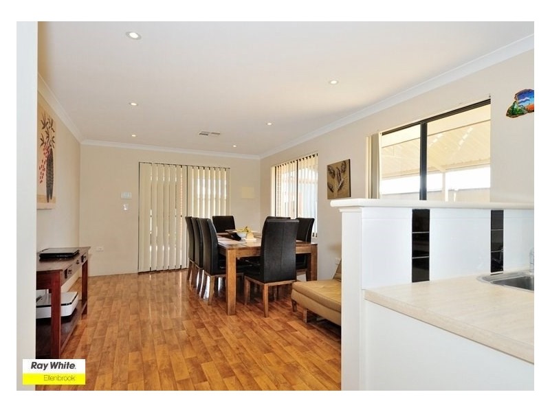 27 Powlett Link, Ellenbrook WA 6069