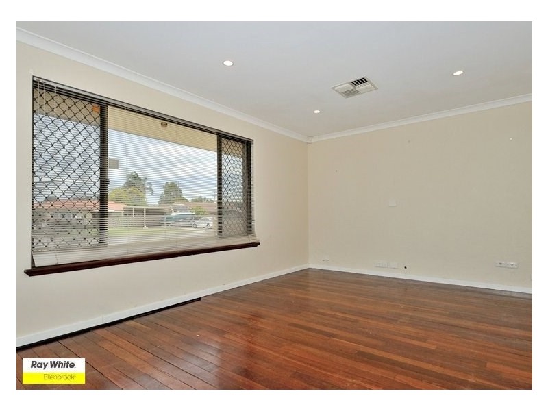 5 Charlbury Way, Eden Hill WA 6054