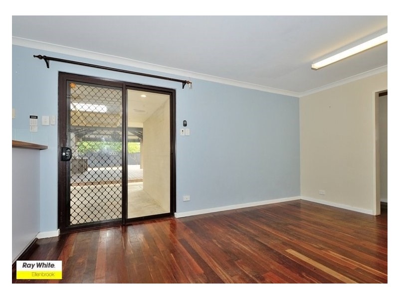 5 Charlbury Way, Eden Hill WA 6054