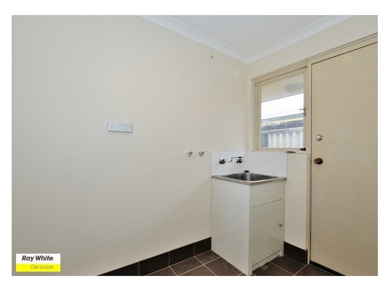 5 Charlbury Way, Eden Hill WA 6054