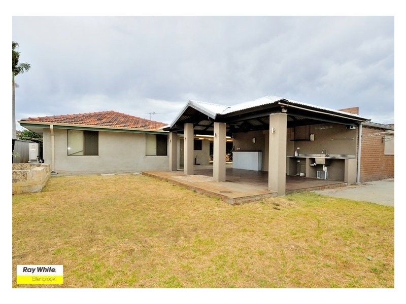 5 Charlbury Way, Eden Hill WA 6054