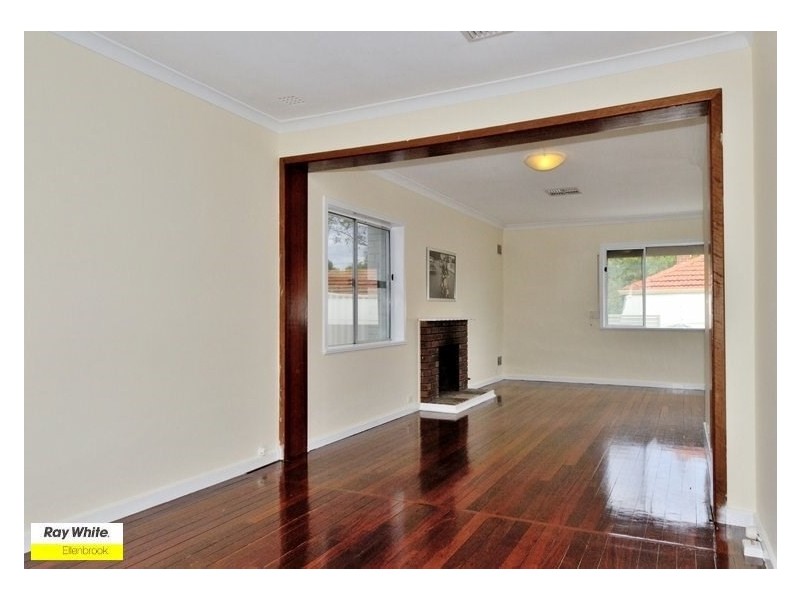 2 Cameron Street, Embleton WA 6062