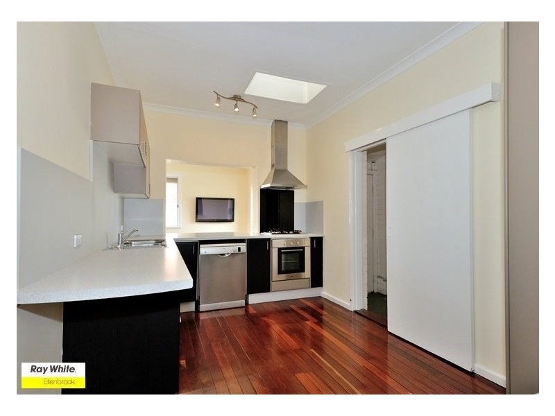 2 Cameron Street, Embleton WA 6062