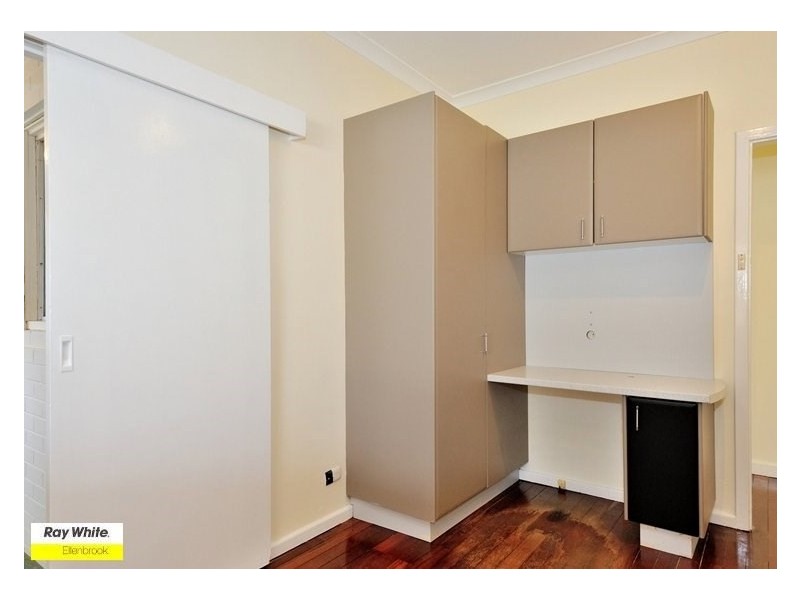 2 Cameron Street, Embleton WA 6062