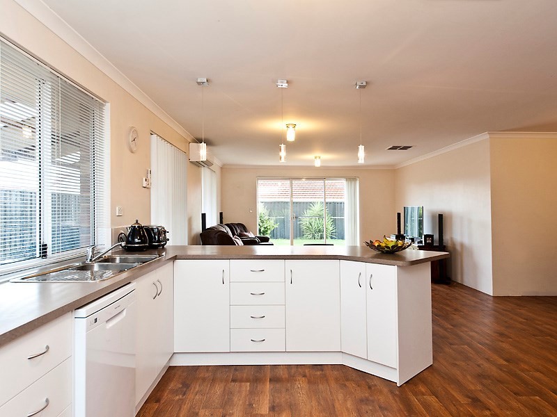 63 Marden Grange, Aveley WA 6069