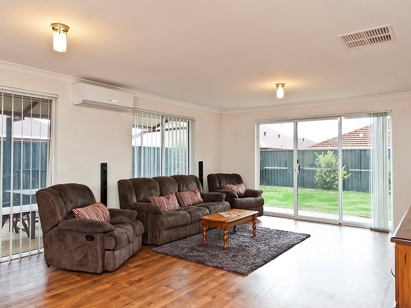 63 Marden Grange, Aveley WA 6069