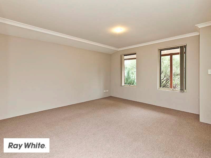 5 Bundaleer Avenue, Ellenbrook WA 6069