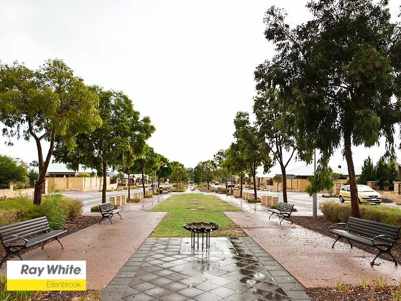 5 Bundaleer Avenue, Ellenbrook WA 6069