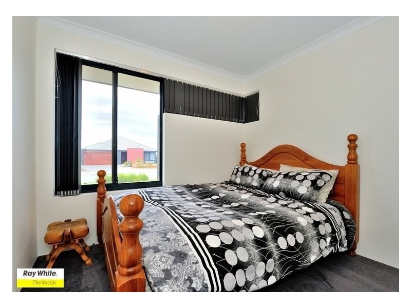 3 Gippsland Way, Ellenbrook WA 6069