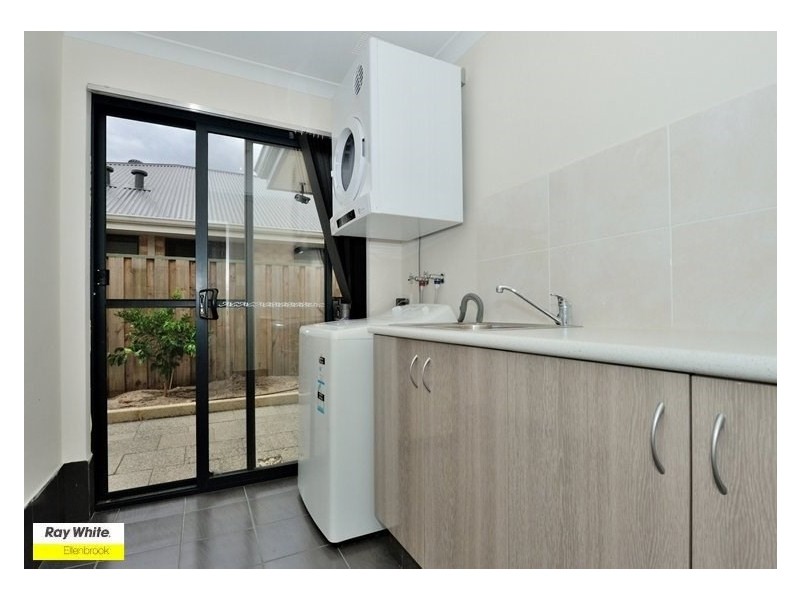 3 Gippsland Way, Ellenbrook WA 6069