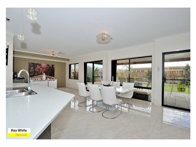 3 Gippsland Way, Ellenbrook WA 6069