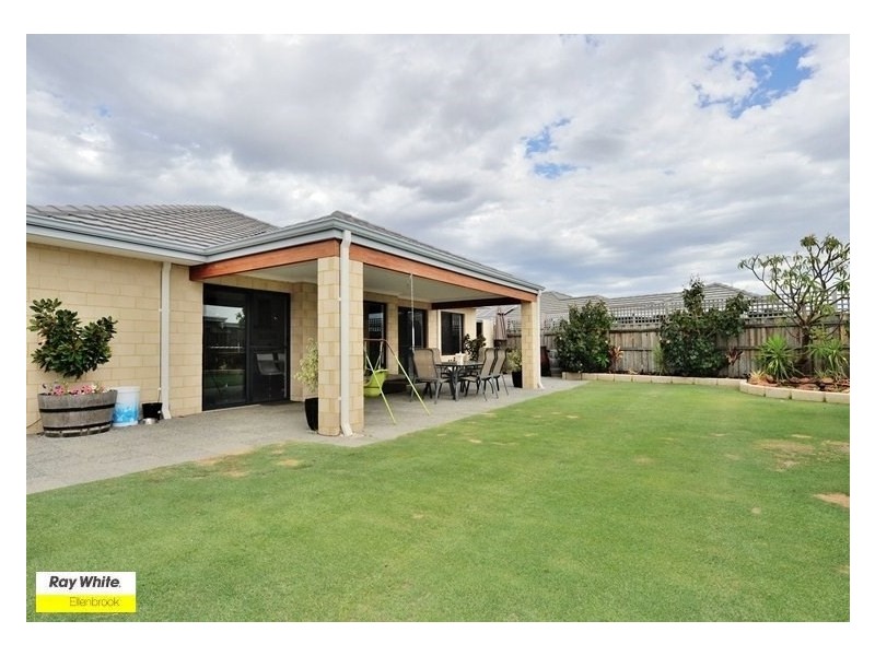 3 Gippsland Way, Ellenbrook WA 6069