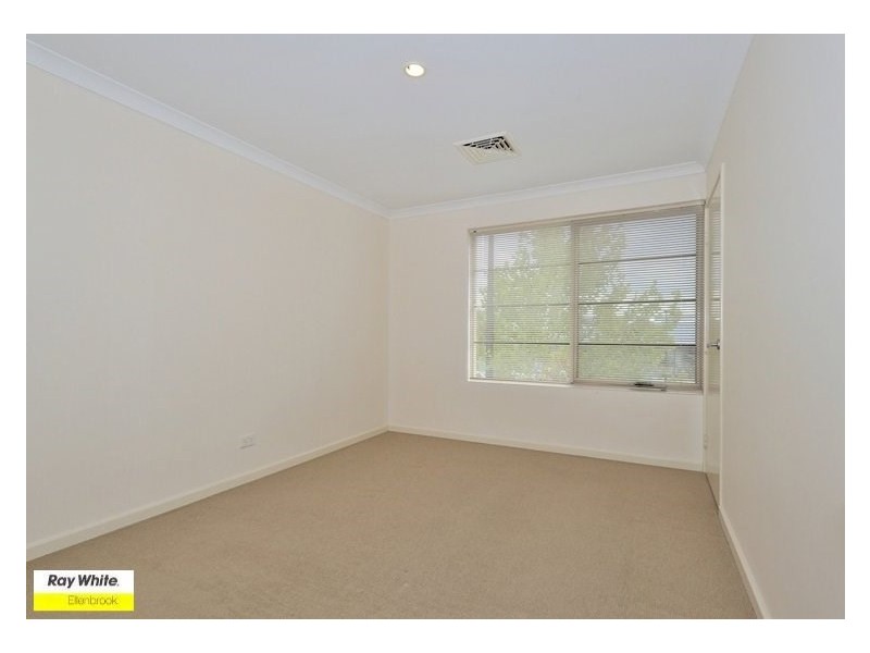 31 Harman Place, Aveley WA 6069