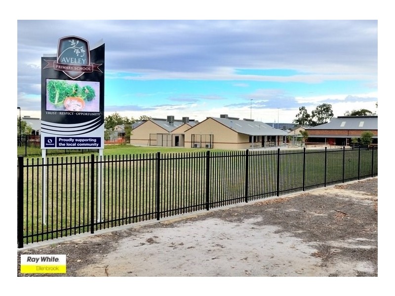 31 Harman Place, Aveley WA 6069