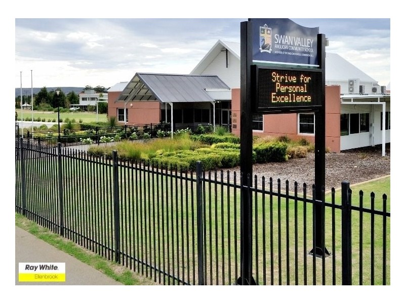 31 Harman Place, Aveley WA 6069