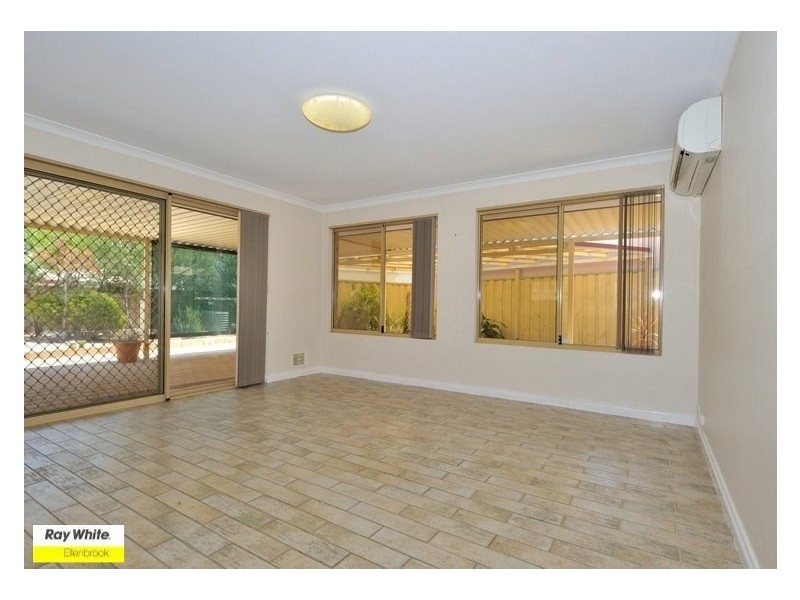 14 Mia Court, Ellenbrook WA 6069