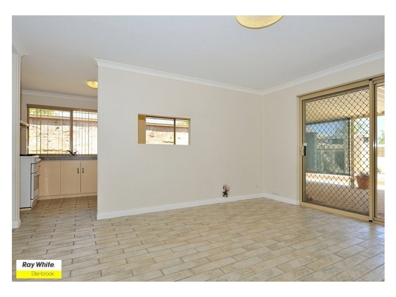 14 Mia Court, Ellenbrook WA 6069