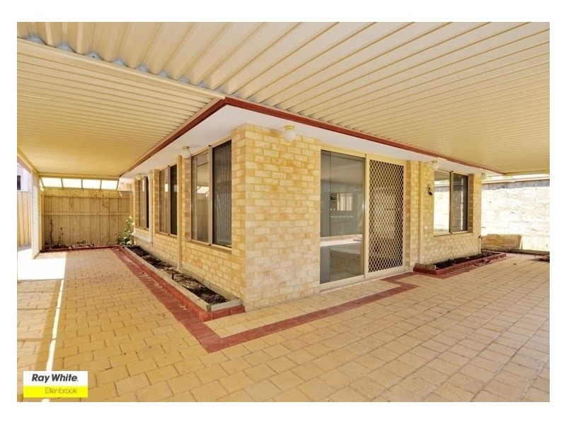 14 Mia Court, Ellenbrook WA 6069