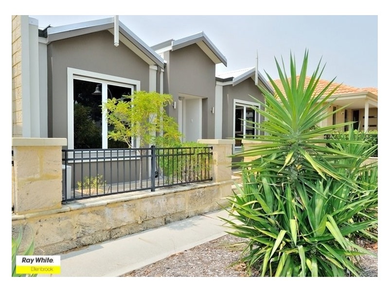 7 Skye Lane, Ellenbrook WA 6069