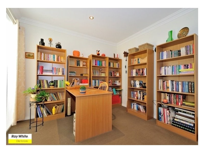 7 Skye Lane, Ellenbrook WA 6069
