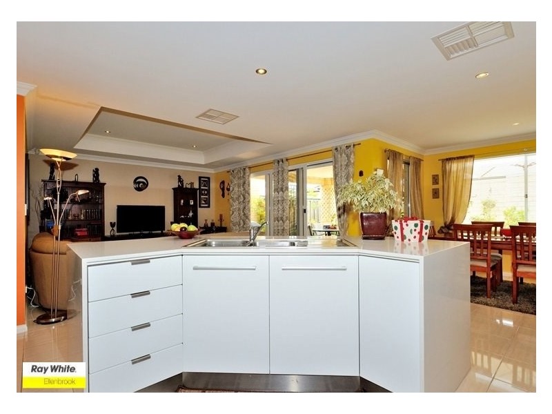 7 Skye Lane, Ellenbrook WA 6069