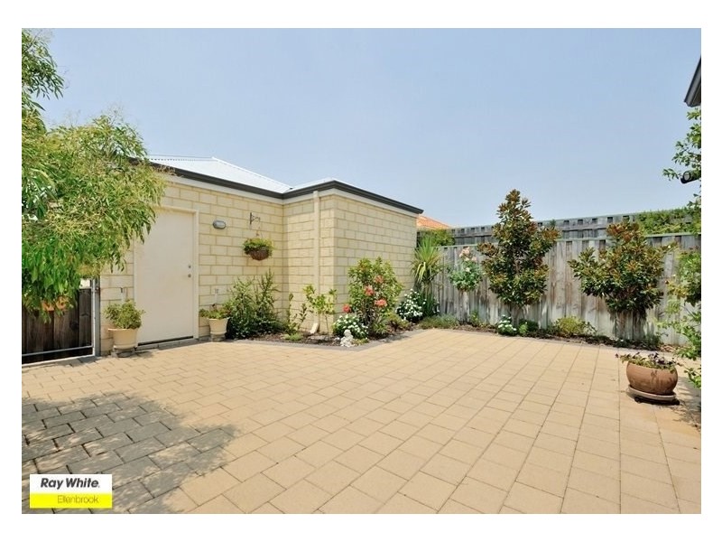7 Skye Lane, Ellenbrook WA 6069
