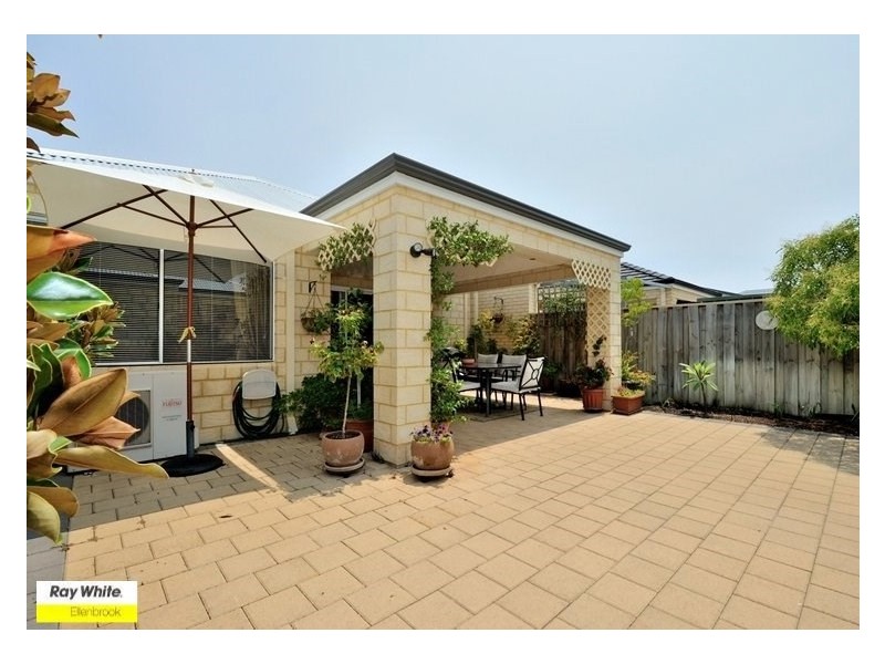 7 Skye Lane, Ellenbrook WA 6069