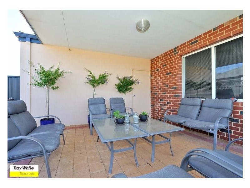 41 Neary Boulevard, Aveley WA 6069