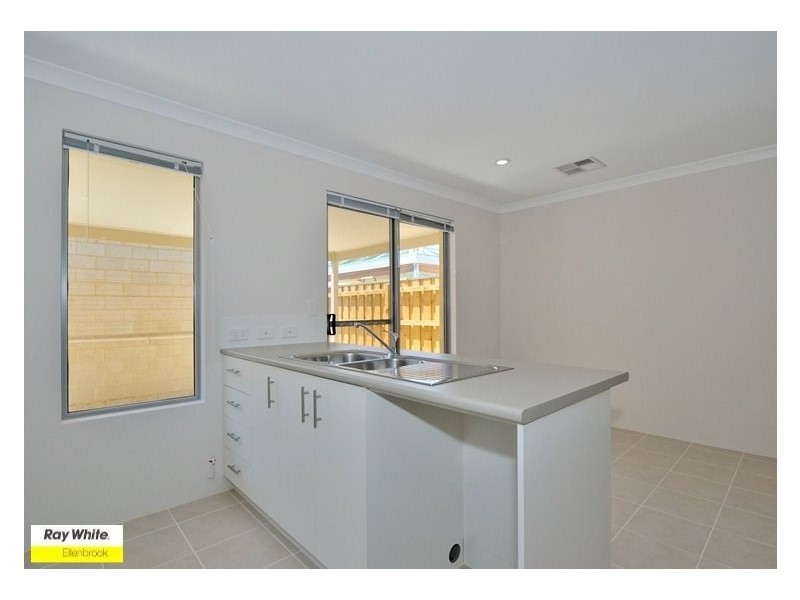 28 Feredy Lane, Ellenbrook WA 6069