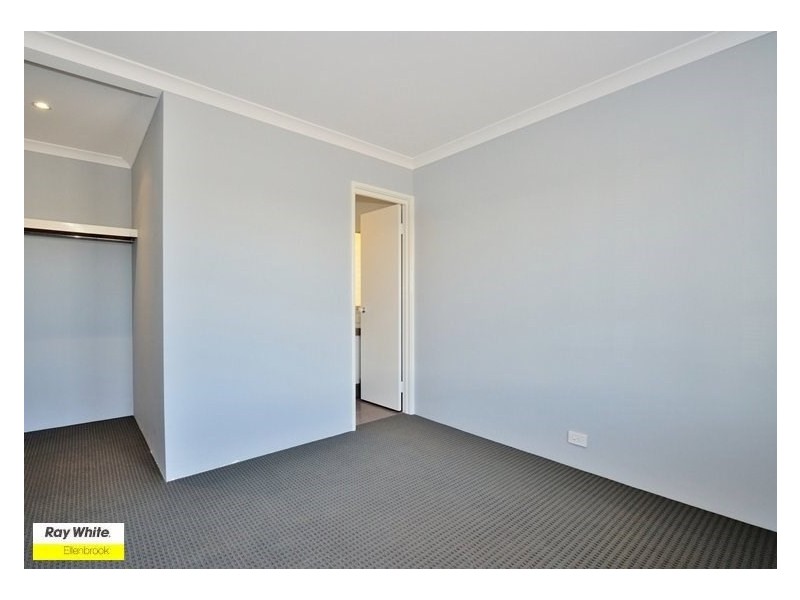 2 Longton Way, Ellenbrook WA 6069