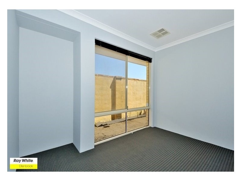 2 Longton Way, Ellenbrook WA 6069