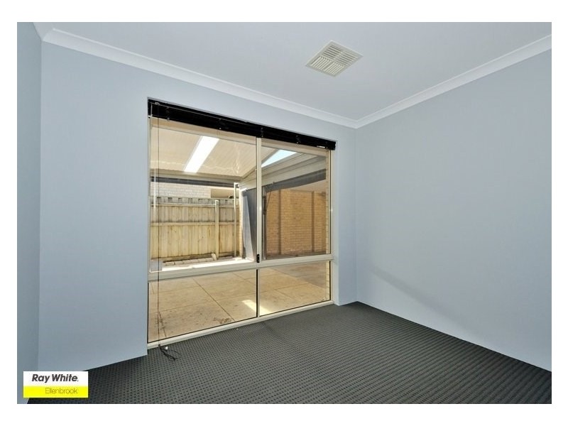 2 Longton Way, Ellenbrook WA 6069