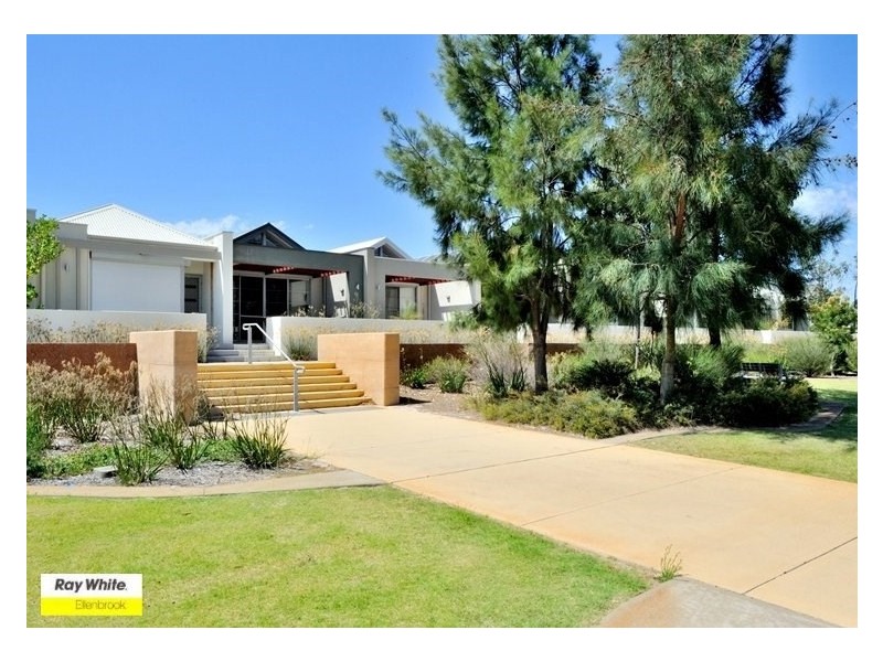 17 Liten Lane, Ellenbrook WA 6069
