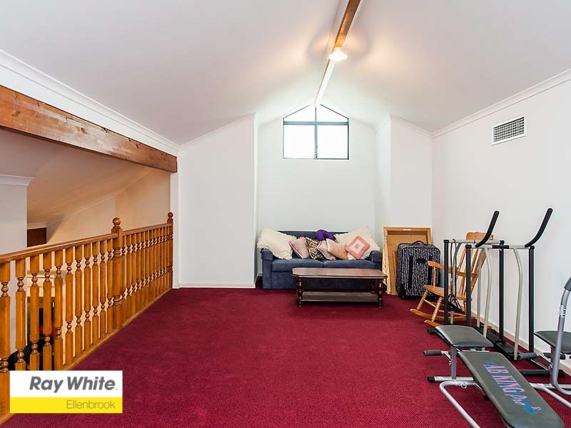 14 Erickson Pass, Ellenbrook WA 6069