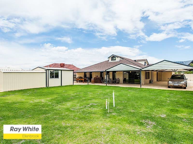 14 Erickson Pass, Ellenbrook WA 6069