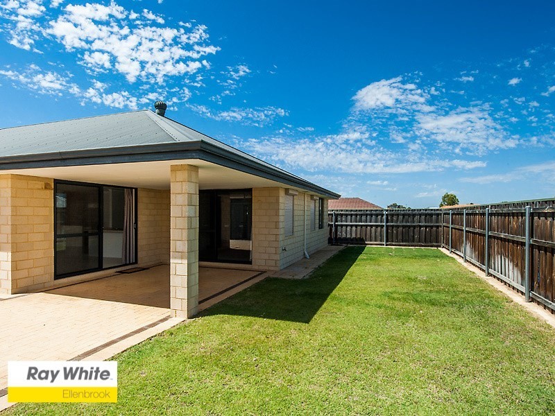 7 Karakin Terrace, Ellenbrook WA 6069